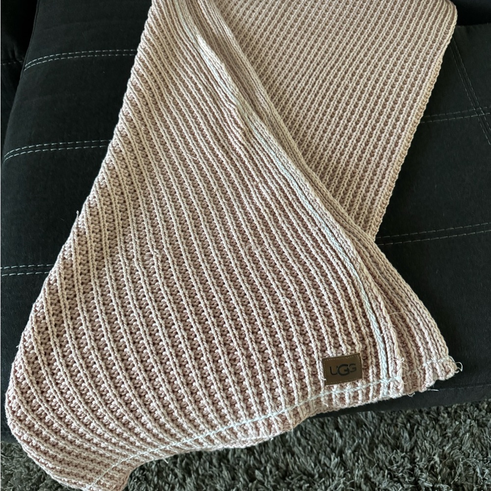UGG pink Knit Blanket